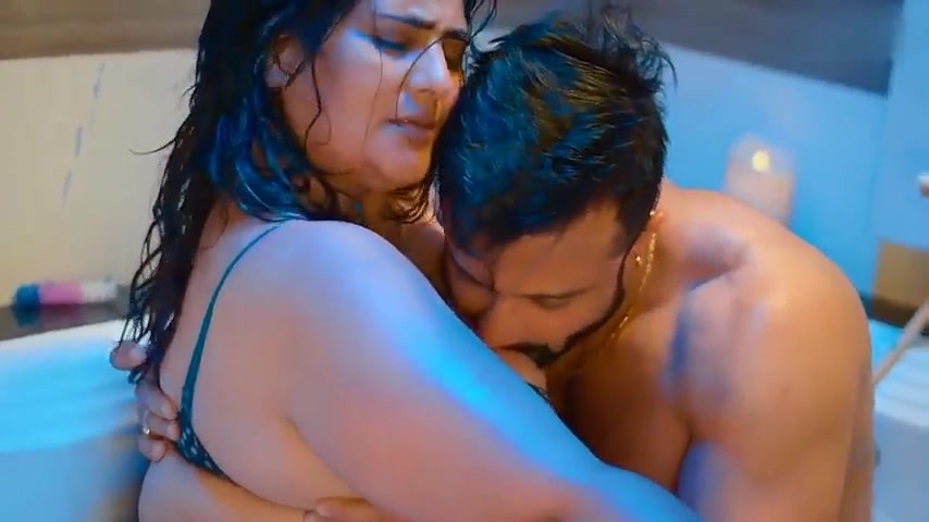 Pihu Jaiswal Fucked In Bathroom By House Owner - ePornhubs