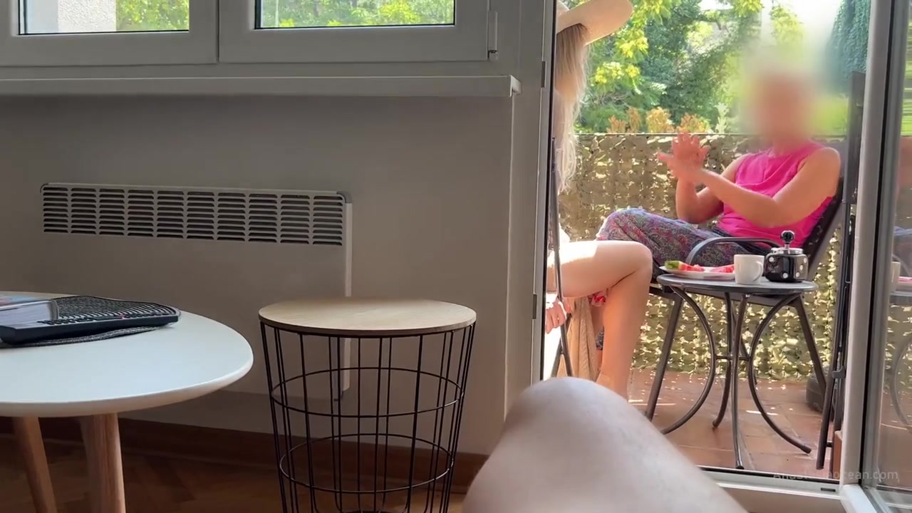 Anastasia Ocean - My husband is jerking off and cum in front of my mom a while we tal - ePornhubs
